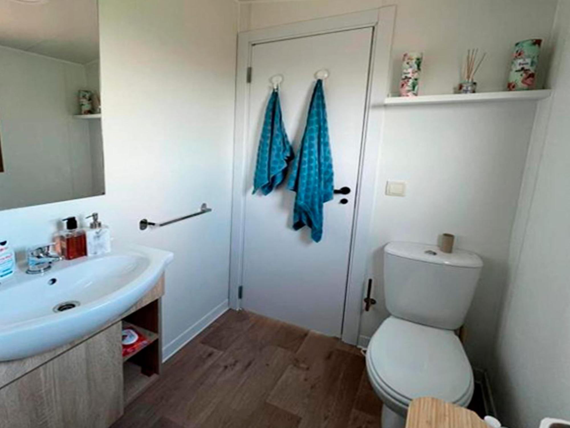 Apartamentos Via Street 3000 Hinojedo Екстер'єр фото